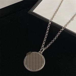 Naive Plate Pendant Necklaces with Lines Border Women Circular Ring Slide Necklaces Silvery Honorable Lady Jewelry