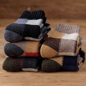 Men's Socks 5 Pairs Winter Men Thick Warm Wool Socks Plaid Harajuku Retro Large Size Snow Leisure Antifreeze Cashmere Long Socks Calcetines Z0227