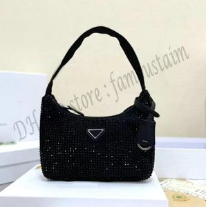 Designer Hobo Re-Edition 2000 Nylon Shoulder Bag Italy Milano Brand Women Women Couro Saffiano Diamond Underarm Handbags Lady Half Moon Handbag Luxurys