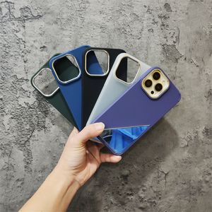 Luxury Triangle Mirror Bracket Kickstand mjuka telefonfodral för iPhone 14 Pro Max Plus iPhone14 13 12 11 Promax Fashion Sock Proof Camera Lens Skyddande TPU Back Cover