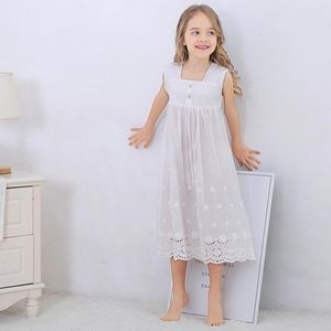 Пижама Toddle Girl White Nightdress Princess Drancess Displowing Nightgowns for Girls Kids Night Lace Sleep 230601