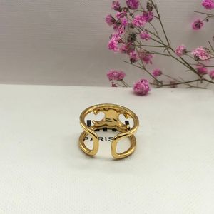 Anel em latão com acabamento em ouro Anel ajustável com abertura em ouro Anéis em forma de C Joias para mulheres