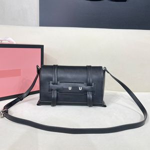 Postman Bag Messenger Handbags Shoulder Handbags Genuine Leather Flap Wallet Adjustable strap Magnetic Button Ladies Bags Fashion Letter