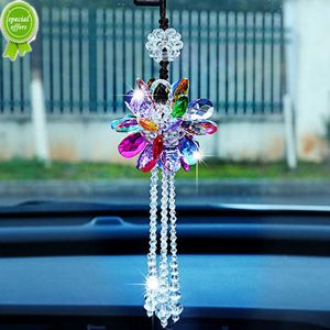 Ny vacker styling kristallbil hängande ornament strass blomma tofsar hänge bakspegel spegel bil dekoration tillbehör