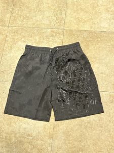 Calções de banho de grife masculino, calções de banho com letra de moda e reação à água, shorts de banho de secagem rápida, roupas de banho de verão, roupas de praia.