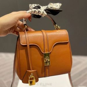 Luksusowy designerski miękka torba łuk skóra duża pojemność moda torba na ramię Crossbody Bag110