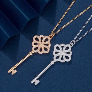 Designer Brand Tiffays Gold Chinese Knot Key Necklace Simple and Luxury Full Diamond Elegant Sweater Chain