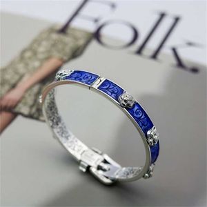 80% rabatt designer smycken armband halsbandsring qi personlighet blå emaljhuvud sammanlåsande bälte par armband