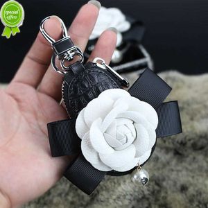 New Cute Pearl Flower Leather Car Key Case Key Holder Housekeeper Zipper Key Cover Bag Pouch Car Accessories Gifts for Women Girls
