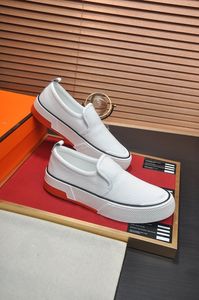 Perfekt för sommaren Get Sneaker Shoes Men Calfskin Leather Low Top Trainers Ultra-Light Sole Skateboard Walking Comfort Loafer EU38-46 Box