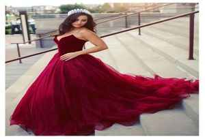 2018 robes de mariée rouge foncé élégant conçu chérie profonde une ligne tulle modeste 2016 robes de mariée vestidos de Novia6560965