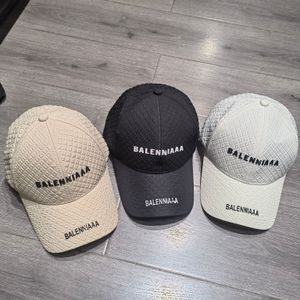 Para sporty na świeżym powietrzu oddychającą designerską czapkę piłką Letnie wakacje Podwójna warstwowa litera drukowania ochrony przeciwsłonecznej i cieniowanie Casquette