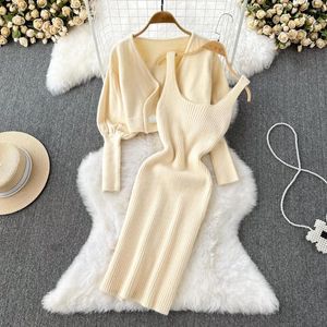 Casual Dresses Temperament Lantern Long Sleeve V-neck Knitted Cardigan Coat Two Piece Fitted Vest Wrap Hip Underlay Dress