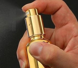 Butelki olejku eterycznego Gold Glass Fiol kosmetyczny Opakowanie Pakowanie Zmożacza Spray Butelka Butelka Butelka Top 20/30 ml/50 ml