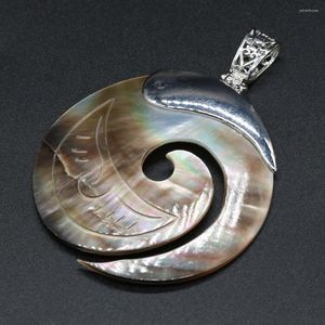 Pingente de concha redonda de pedra natural de encantos pode ser usado para acessórios de joias decorativas de design simples faça você mesmo