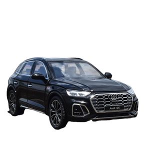 1:24 AUDI Q5 SUV Alloy Car Model Diecasts Metal Toy Vehicles High Simulation Sound Light Vehicles Collection Childrens Toy Gift