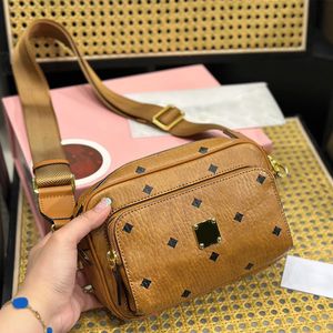 Designer Crossboday Påsar för kvinnor Mens Luxury Cross Body Bag dragkedja hinkskåp axelväskor varumärke kamera fodral påsar purtes plånböcker 2306012pe