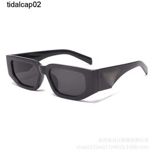 Nowe P -Family Dual Color Crystal Akcesoria wielokątne okulary przeciwsłoneczne Damskie okulary przeciwsłoneczne Ins Mase