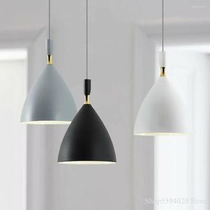 Luminárias pendentes Nordic Simple Hanging Lamp Modern Restaurant Bar Creative Industrial Clothing Store Cafe Macaroon Ins Lustre Lighting