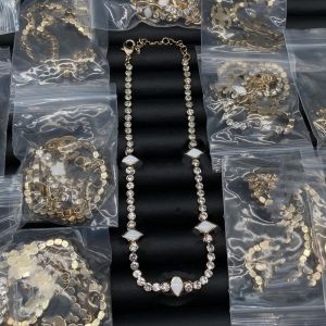 Exquisitely Designed Channel Classic Uniquely Necklace Jewelry Pendant Necklaces