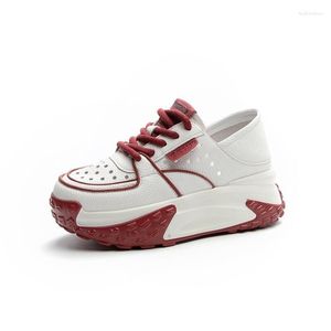 Sandali in pelle autentica 383 slittatori per donne traspiranti 2024 pantofole elevate scarpe sportive casual spesse solate