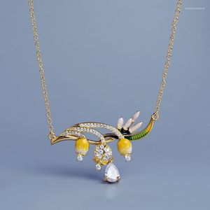 Klusterringar vackert halsband för kvinnors gula blomma zirkonhänge handgjorda emalj smycken party tröja kedja