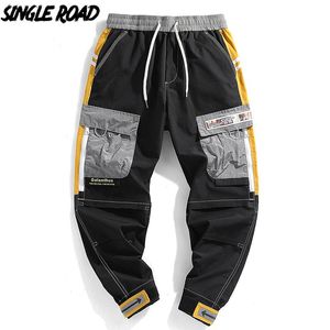 Single Road Mens Fashion 2022 workowate kieszenie Hip Hop Joggers japońskie spodnie streetwearne Czarne spodnie dla mężczyzn