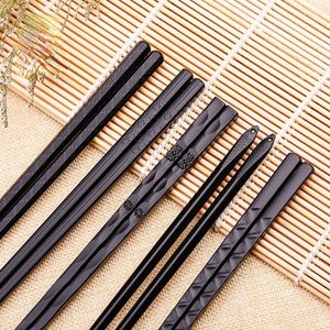 Pauzinhos 1 par Japonês Sushi preto Macarrão rápido Pauzinhos Utensílios de mesa coreanos Suprimentos para barra de cozinha Talheres chineses