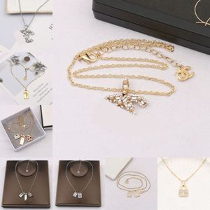 Jewelry Necklaces white Plated 925 Silver Graduated Luxury Brand Designers Letters Stud Geometric Famous Women Round Crystal Rhinestone Gold Wedding 35 Necklace