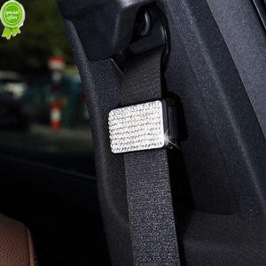 Ny Diamond Rhinestone Car Seat Belt -klipp Justerbara säkerhetsbälten Stopper Buckle Vehicle Safety Belt Clamp Universal Car Accessories