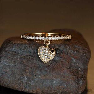 Band Rings Luxury Female Cute Small Heart Pendant Ring Crystal White Zircon Gold Silver Color Engagement For Women