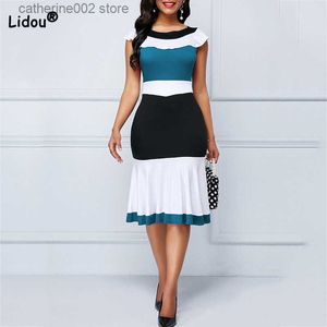 فساتين الحفلات ملابس صيفية أنيقة للنساء على النقيض من اللون الطباعة A-Line Mashion Round Neck Patchwork Ruffles بلا أكمام MIDI Dress T230602