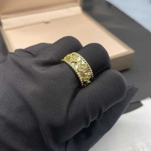 Van Clover Kaleidoscope Finger Ring High End Perlees Ring 18K Rose Gold Full Diamond Officiell stil Original Logo Högkvalitet Kvinnor Män Lucky Grass Wedding Rings
