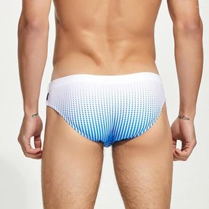 Underbyxor Sexiga herr Swim Trunks Bryor Swimsuit Comfort Underwear Mans badkläder Boy Elastic Underkläder Summer Beachwear