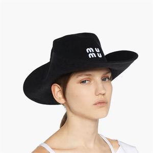 Summer Wide Brim Hats Designer Bucket Hat Sun Bonnet Large Casquette Blending Luxury Mu Beanies Outdoor Hiking Caps Camping Fedoras