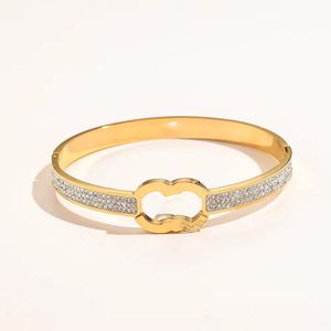 Luxury Brand Letter Bangle Armband 18K Guldpläterad Micro Pave rostfritt stål smycken för kvinnors gåva