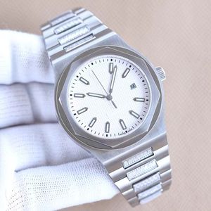 Серия роскошных часов с использованием Японии 9015 Высококачественное движение сапфировое зеркало Fine Steel Body Watch Band изготовление