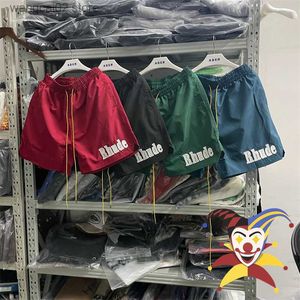 メンズショーツ刺繍rhudeビーチメン女性ストリートウェアワインレッドグリーンブラックブルーブリーチ内のメッシュT230602