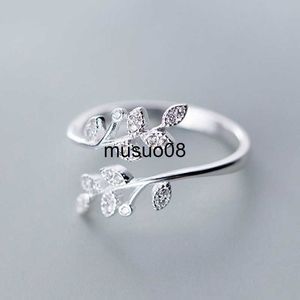 Bandringar Simple Fashion Silver Color Feather Dolphin Justerbar ring Utsökta smycken Ring för kvinnor Party Wedding Engagement Gift J230602