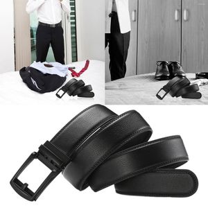 Cinture Uomo Designer di lusso per jeans maschili in microfibra Cinturino in pelle di mucca Cintura per abito con fibbia automatica per auto casual