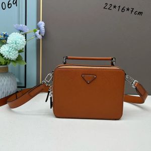 7A Grüne Kameratasche Damen Schultermode Messenger Bags Briefträger Umhängetasche Geldbörse Metall Dreieck Handtaschen Doppelreißverschluss Mehrere Geschenke