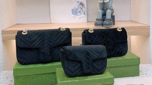 Designer Marmont Velvety Shoulder Bag Handbag Crossbody Bag 3 Size Luxurys Fashion Classic Metallic Logos Läderkoppling Totes Wallets Ladies Pure