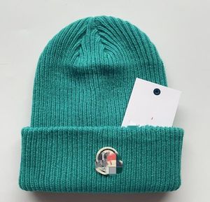 Фабричная оптовая вязаная шляпа осень и зимняя мужская теплая шляпа Европейская и американская шерстяная шерстяная кепка с закрытой шапочкой с холодной шляпой с холодным