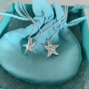 Designers varumärke S925 Sterling Silver Glossy Starfish Necklace Female Cool Style Nisch Design Pendant Simple ClaVicle Accessories