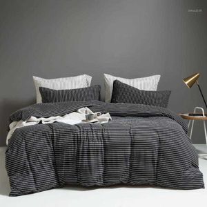 New Bedroom Four-piece Bed Linen Set Winter Thick Warm Cotton Striped Duvet Cover Fashion Simple Family Hotel Bedding Set1