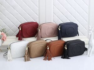 女性用バッグデザイナー高級ハンドバッグウォレットタッセルハンドバッグクロスボディ女性ショルダーバッグメッセンジャーバッグ財布