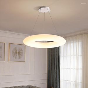 Lampadari Nordic Round Camera da letto Lampadario Sala da pranzo Lampada Creative Living Simple Modern Atmosphere Designer Glass Bubble