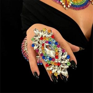 Alianças de casamento com strass exagerado super grande decoração de dedo aberto para mulheres joias de cristal grossas com punho ajustável