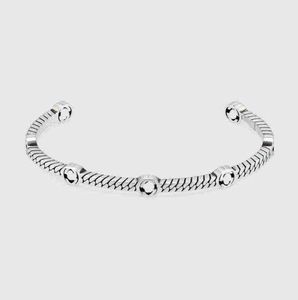 colar de joias de designer anel acessórios de alta qualidade pulseira de caveira tendência casal versátil pulseira de esmalte para homens e mulheres