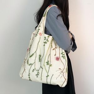 Shoppingväskor spetsar canvas väst väska kvinnor broderad design stor tote blommor fjäril axel handväska damer livsmedelsbutik